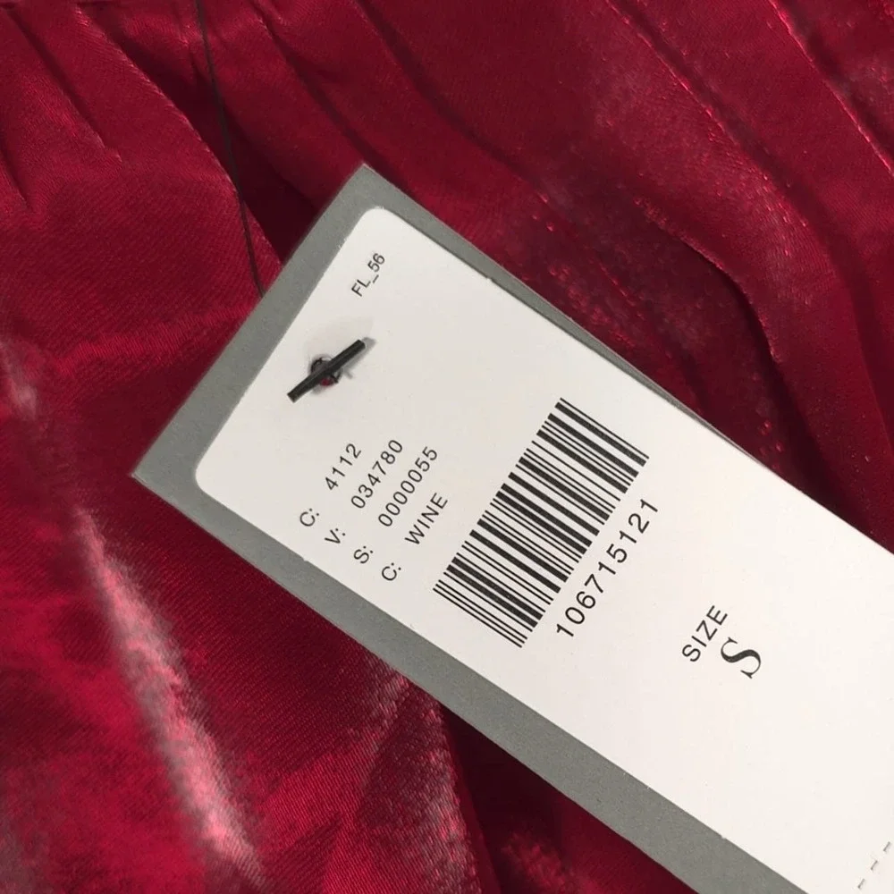 ANTHROPOLOGIE Blnk LONDON New Flattering OffShoulder SMALL Bubble Top Blouse Red - Picture 9 of 15
